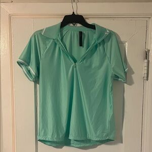 Mondetta Light Green Short Sleeve Top
